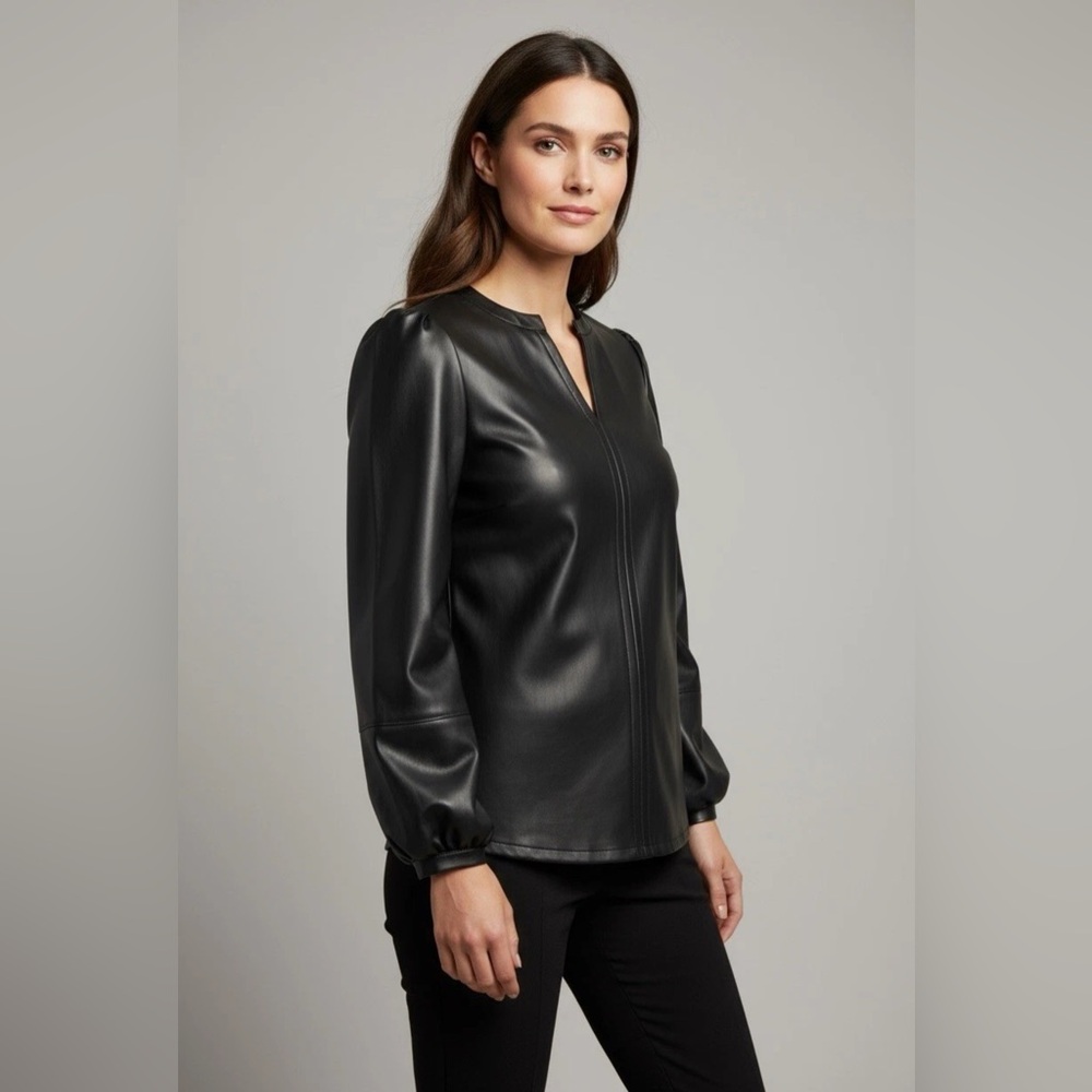 Belle by Kim Gravel Women's Top Sz M Faux Leather Knit Back Black A667151